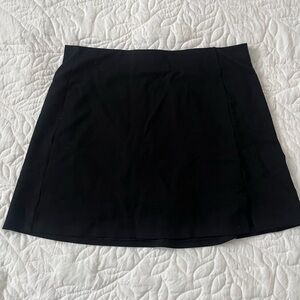 American Eagle Black Skort Size Medium